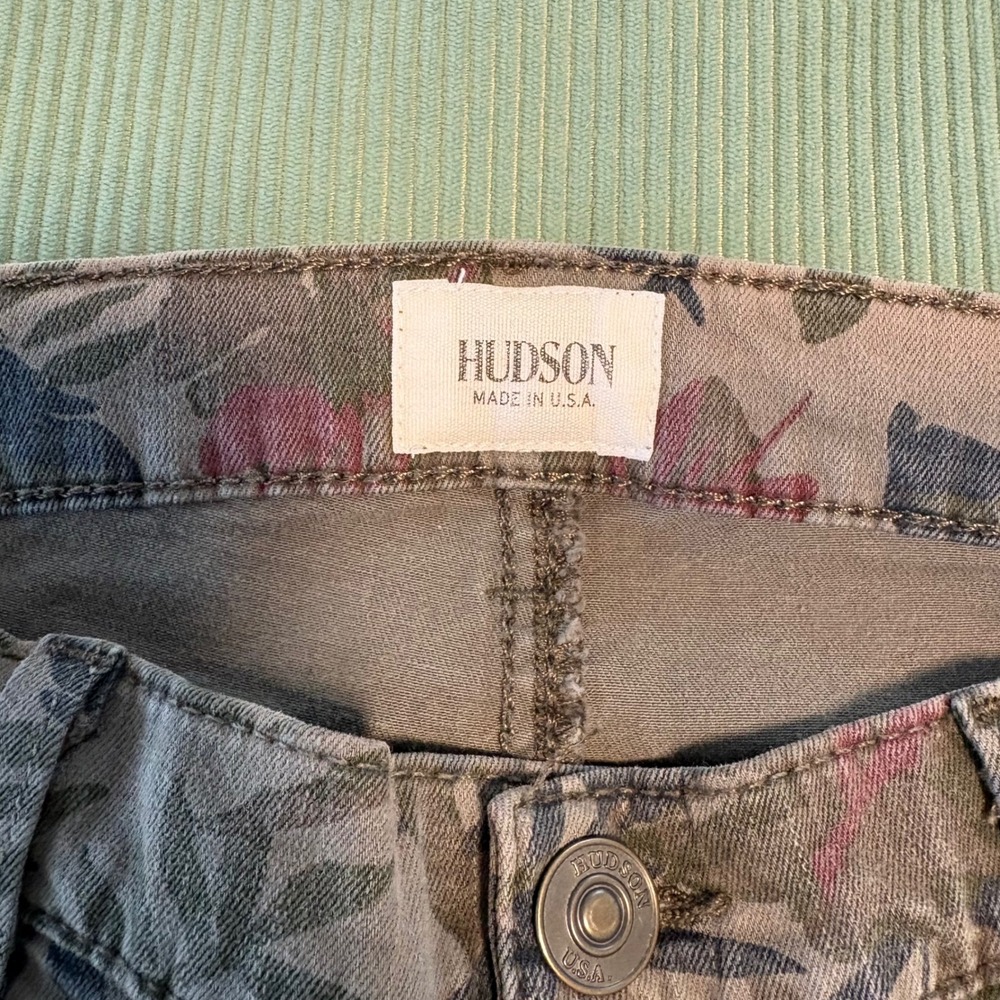 Hudson Krista Super Skinny Pants Floral Print Green Pink Blue Women's Size 31‎ - Picture 6 of 10